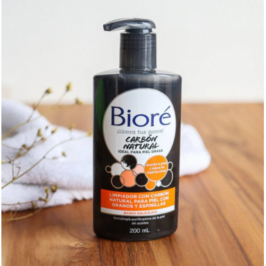 Limpiador carbón granos y espinillas Biore Belleza
