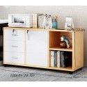 Gabinete con 3 cajones y ruedas color madera Inicio
